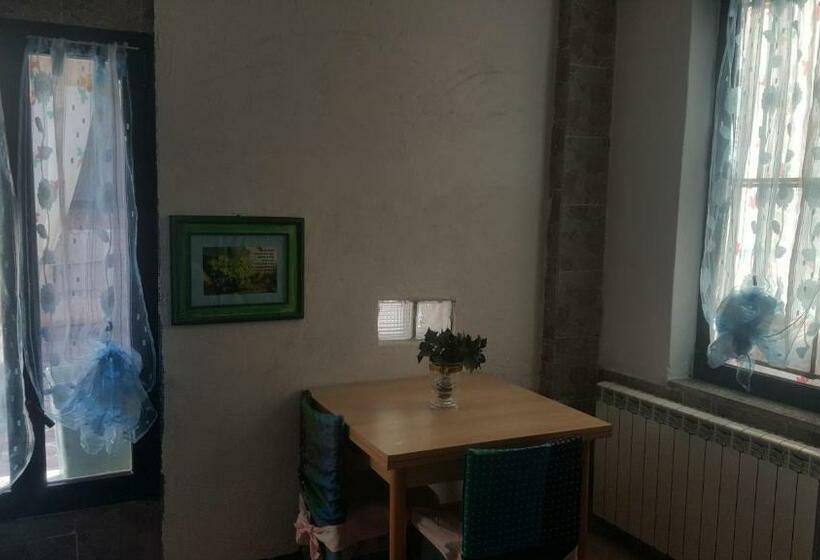 Пансион L Impossibile Guesthouse