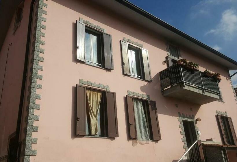 Пансион L Impossibile Guesthouse