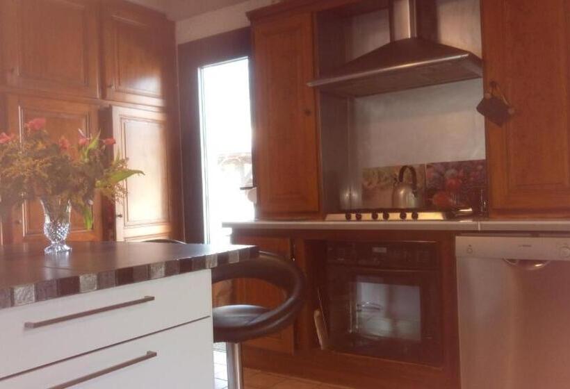 پانسیون Villa Zaphira