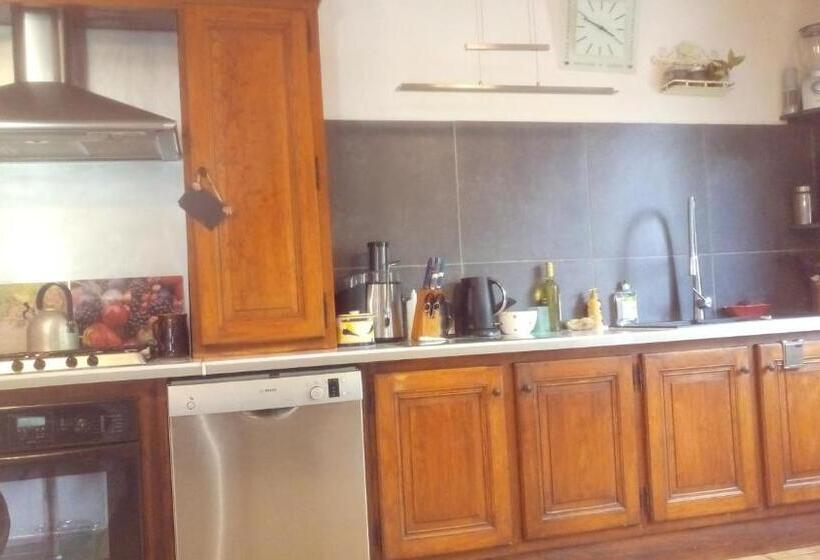 پانسیون Villa Zaphira