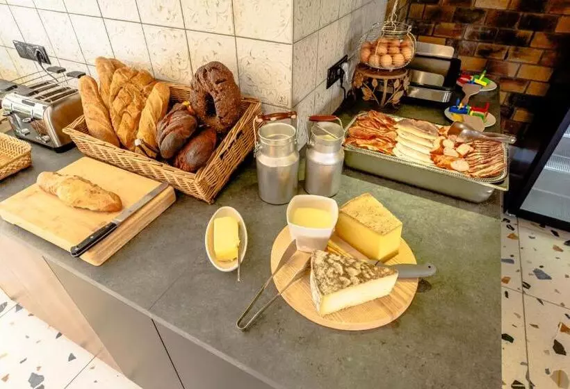 ホテル Greet Hôtel Montbéliard