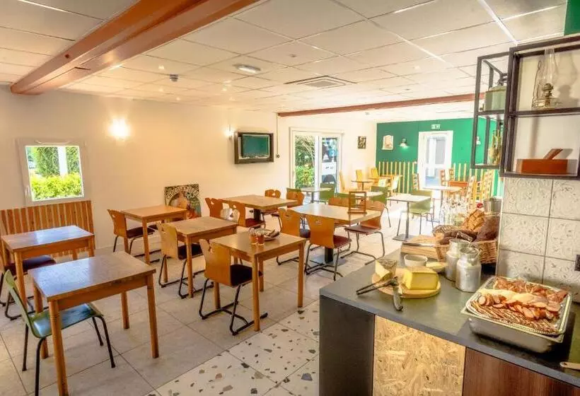 ホテル Greet Hôtel Montbéliard