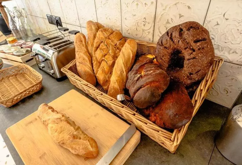 ホテル Greet Hôtel Montbéliard