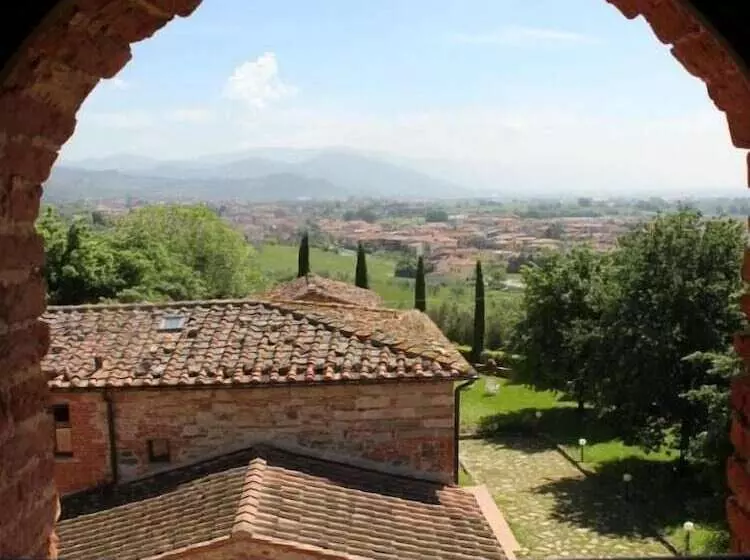 Отель Borgo Antico Casalbosco Holiday Home & Winery