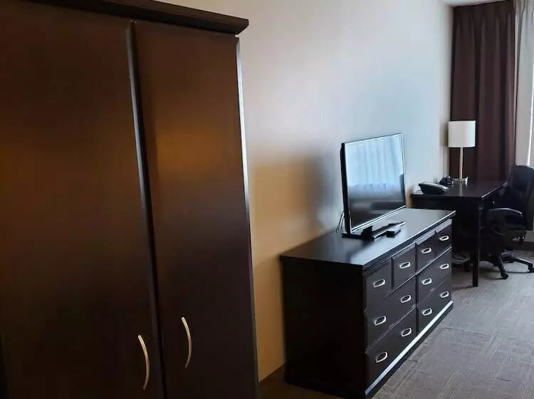 ホテル Canad Inns Health Sciences Centre