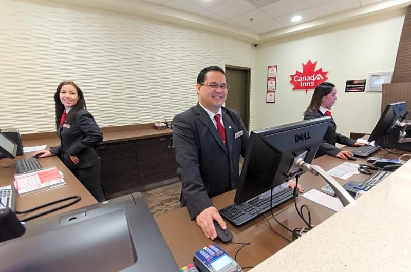 Отель Canad Inns Health Sciences Centre