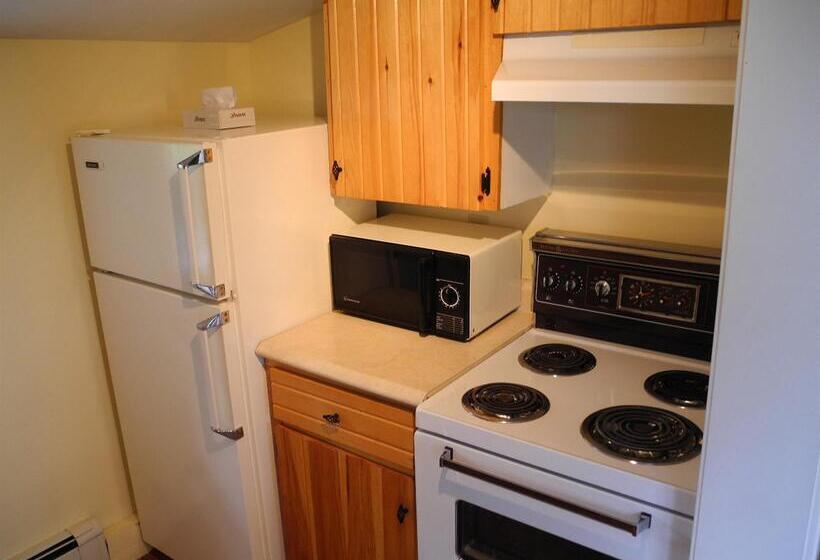 Hotel Canadas Best Value Inn & Suites Summerside