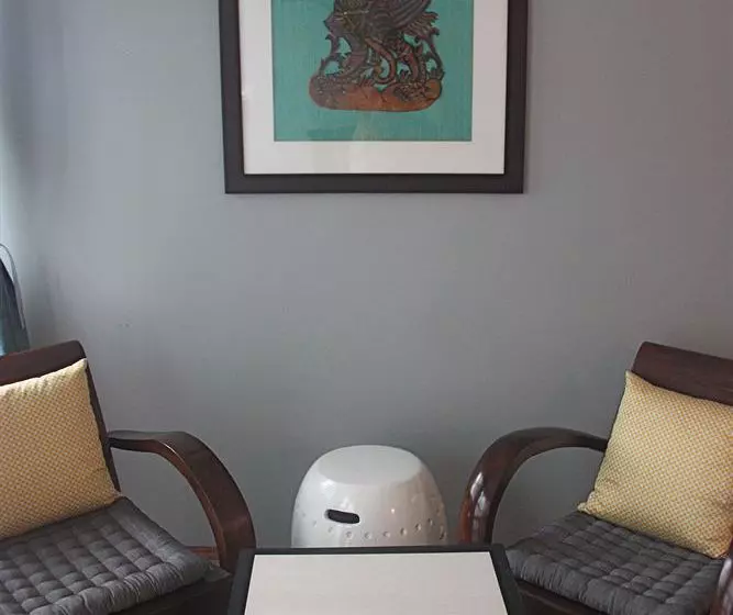 ホテル Circa 51 Boutique Residence