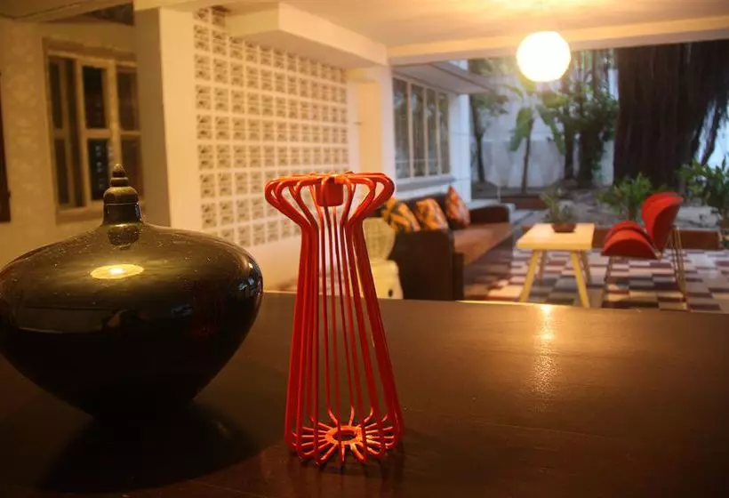 ホテル Circa 51 Boutique Residence