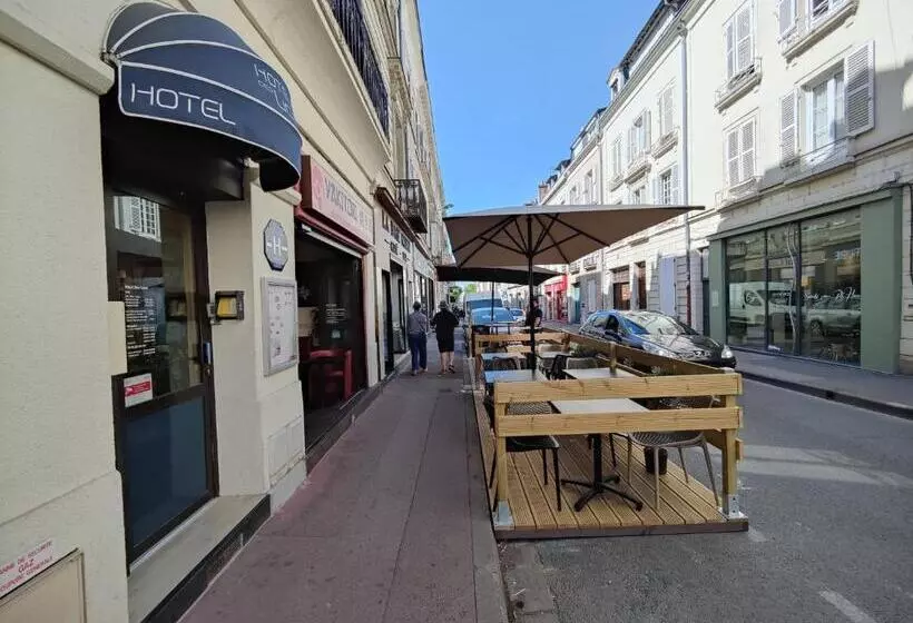 Hotelli Des Lices   Angers