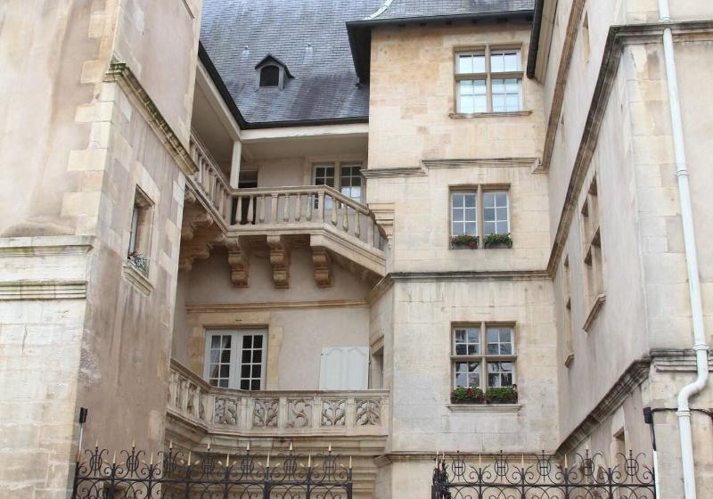 فندق D'haussonville