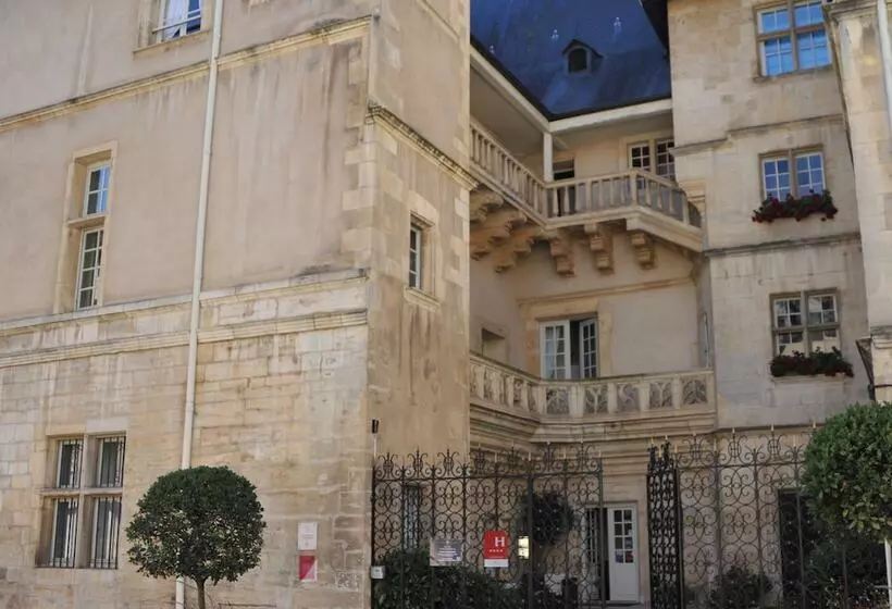 Hotel D'haussonville