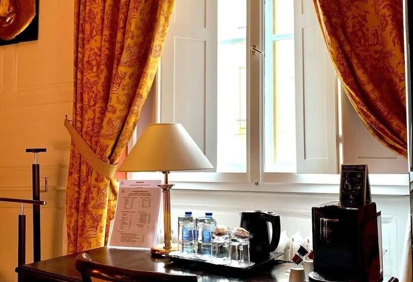 فندق D'haussonville