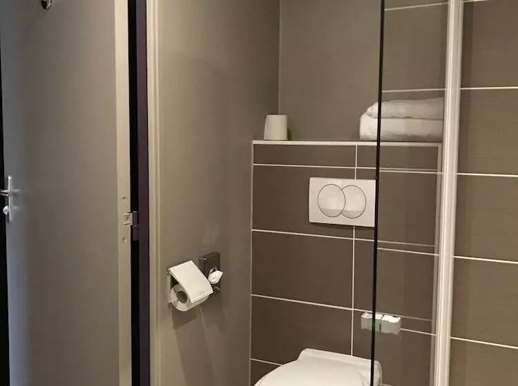 هتل Eastlodge Lyon Est Eurexpo