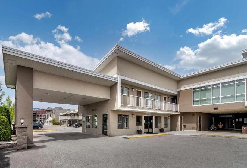 בית מלון כפרי Econo Lodge Inn & Suites