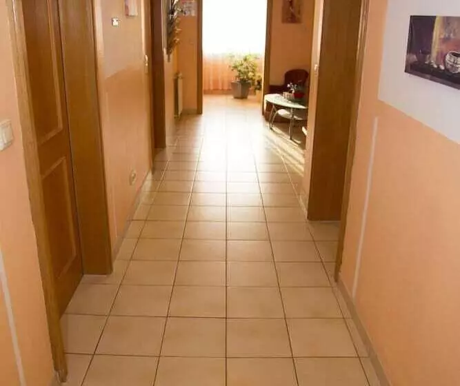 Отель Erzhausener Hof