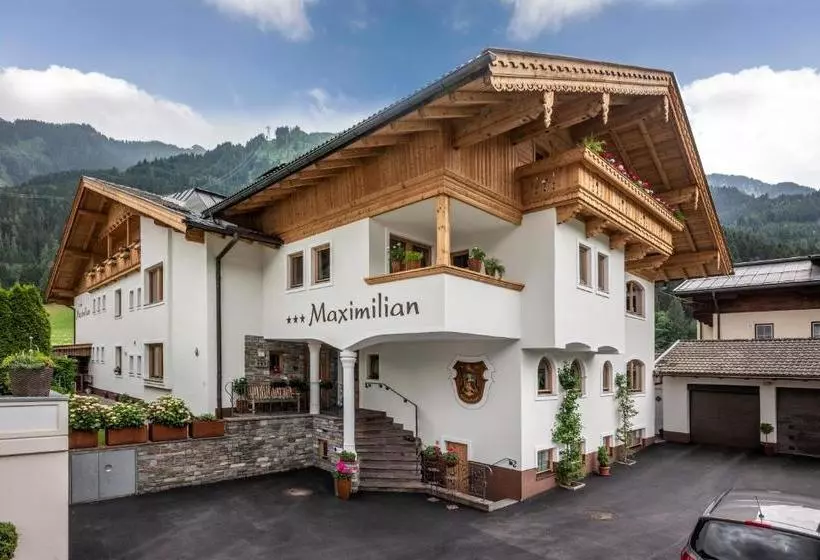 ホテル Maximilian