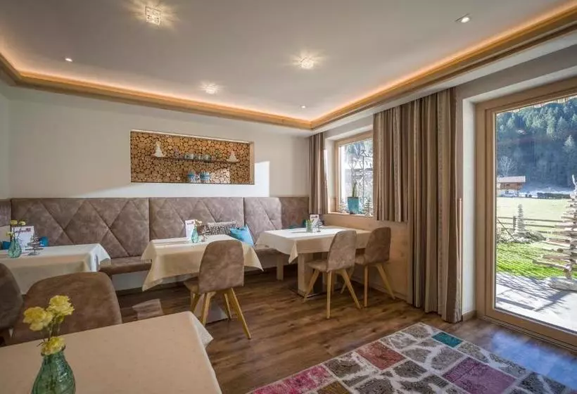 ホテル Maximilian