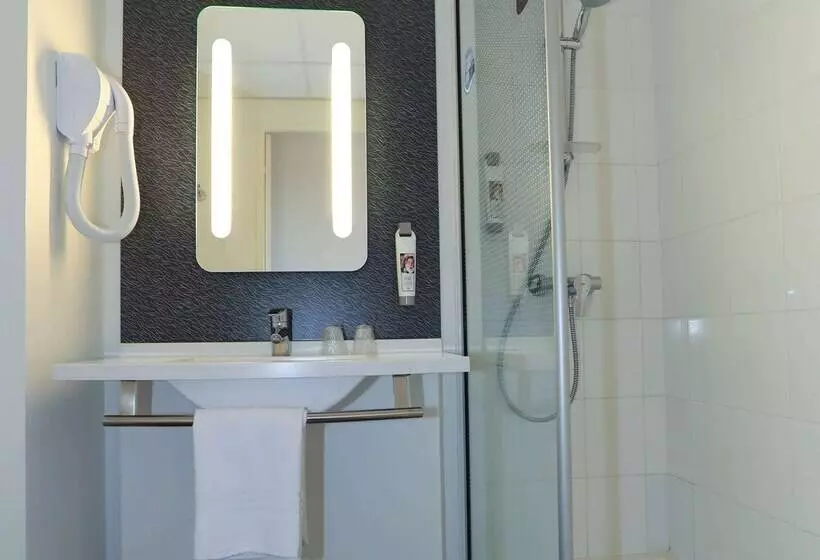 Отель Ibis Aurillac