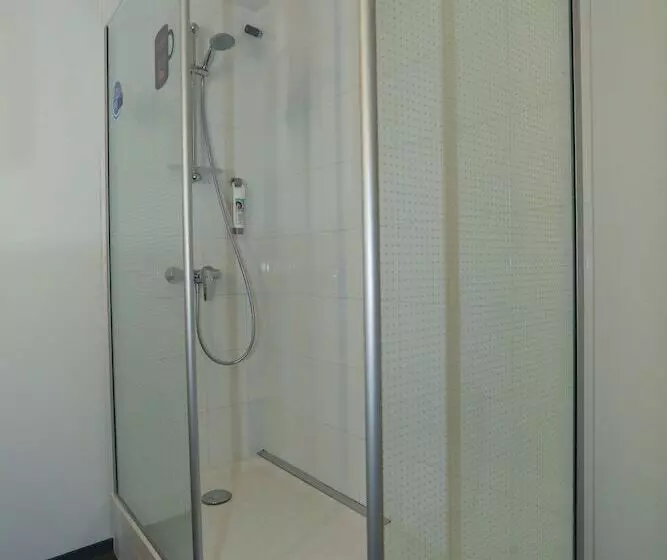 Отель Ibis Aurillac