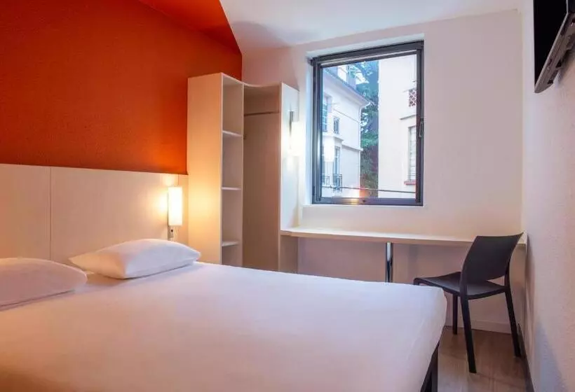 Отель Ibis Budget Cannes Centre Ville