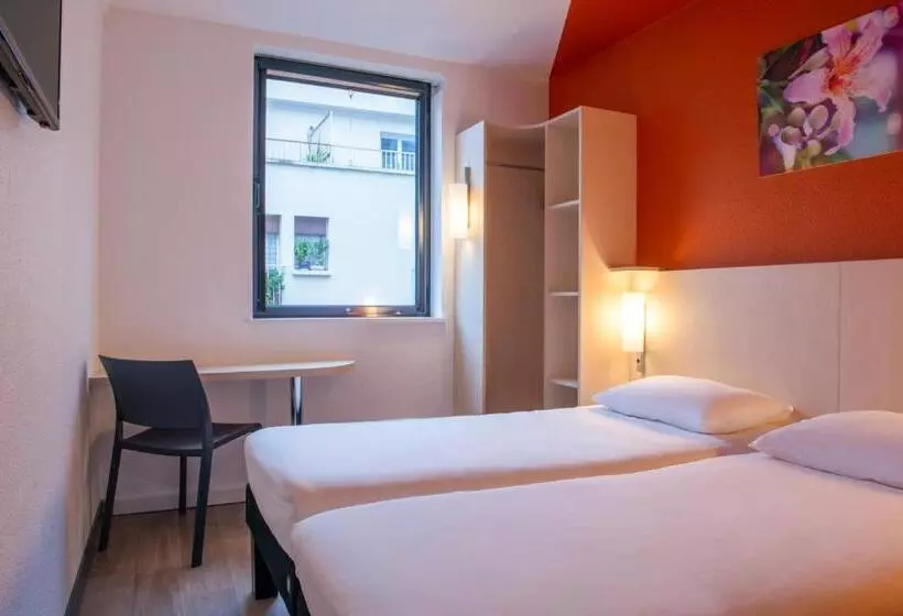 Отель Ibis Budget Cannes Centre Ville