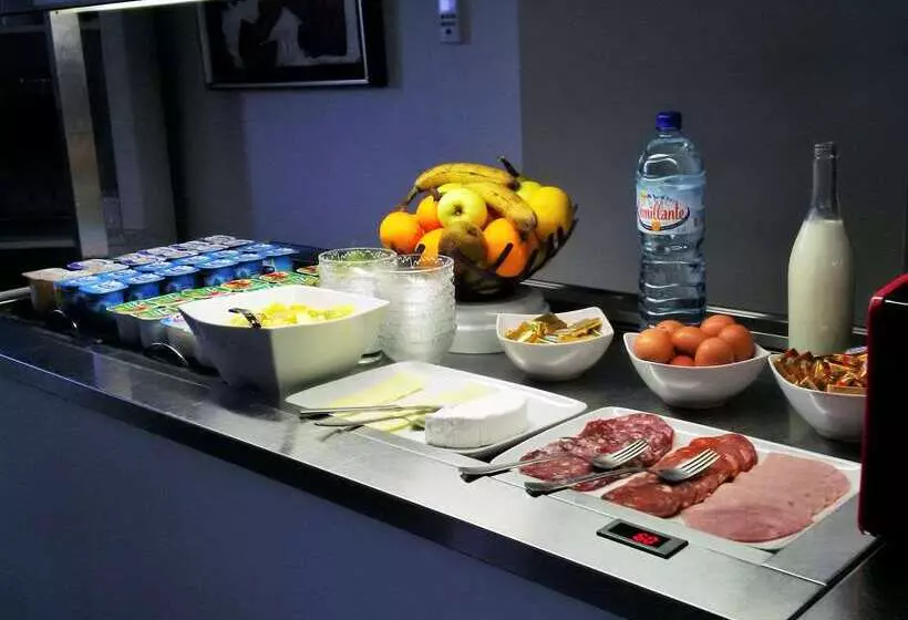 Hotel Kyriad Perpignan Sud