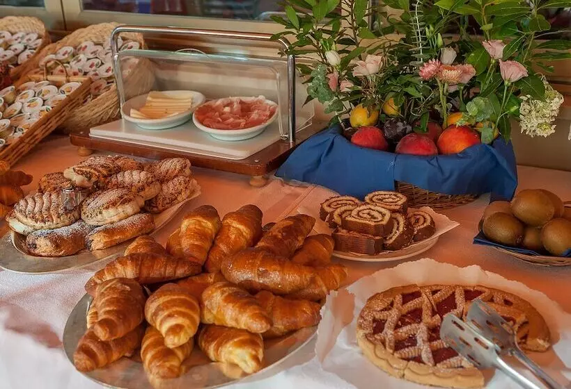 Отель Le Ginestre