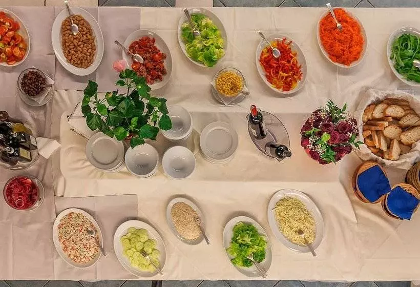 Отель Le Ginestre