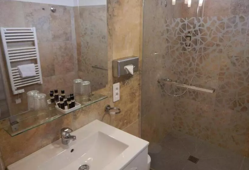 酒店 Miramar  Cap D Antibes   La Garoupe Plage