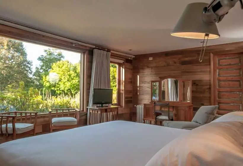 ホテル Noi Los Caiquenes