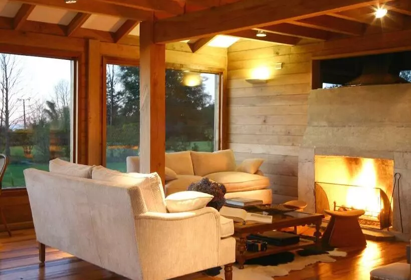 호텔 Noi Los Caiquenes