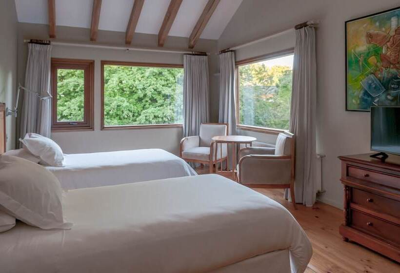 هتل Noi Los Caiquenes