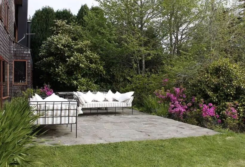 Отель Noi Los Caiquenes