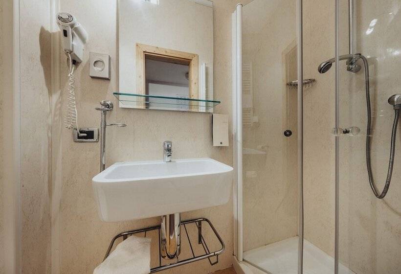 בית מלון כפרי Olimpia