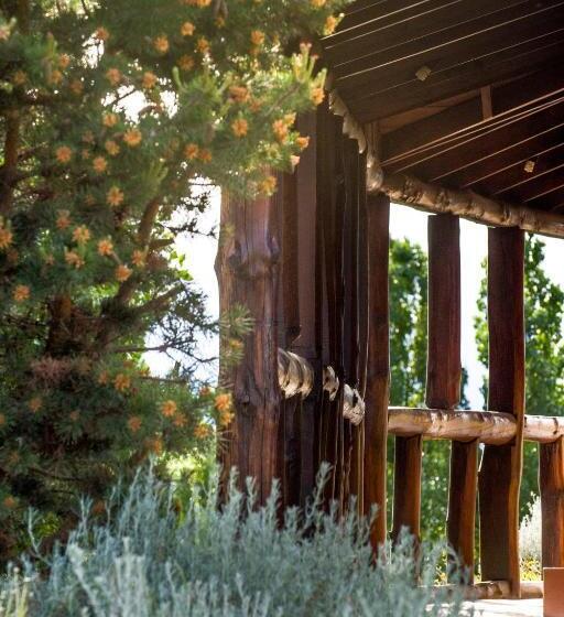 Отель Posada Larsen