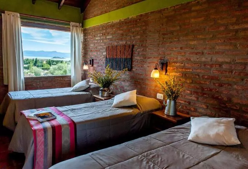 فندق Posada Larsen