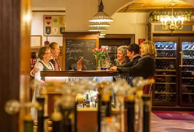 Hotelli Post Hönigwirt