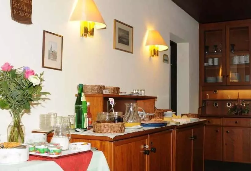 בית מלון כפרי Rheingauer Tor