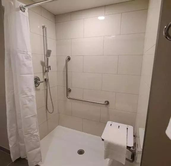 ホテル Super 8 By Wyndham Thompson