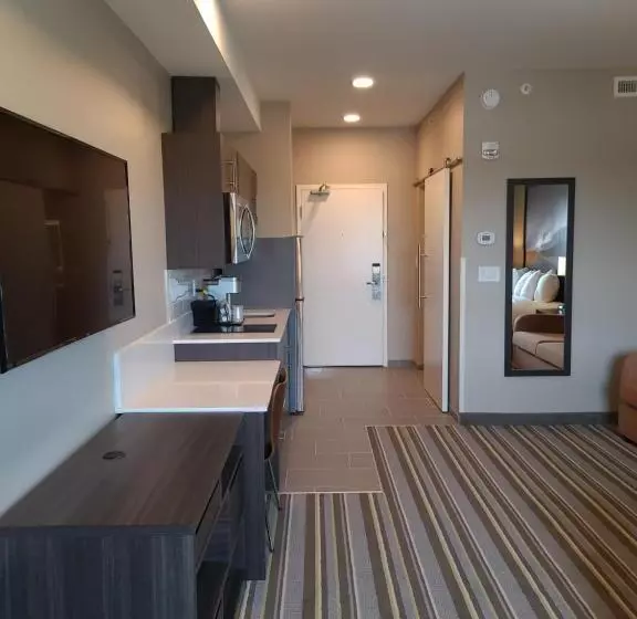 ホテル Super 8 By Wyndham Thompson