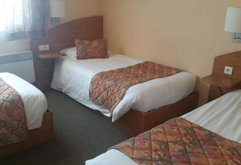 Отель The Originals City, Logis D Elbée, Cholet Nord