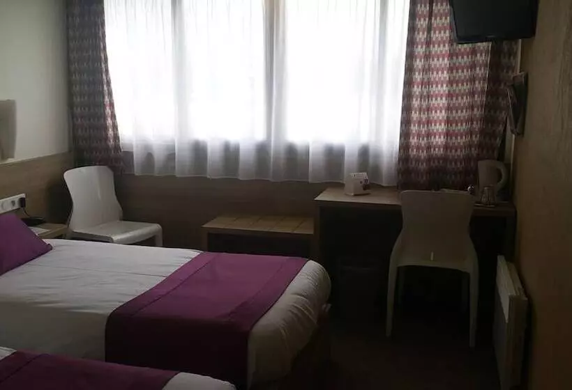 Отель The Originals City, Logis D Elbée, Cholet Nord