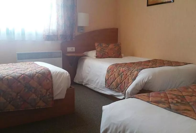 Отель The Originals City, Logis D Elbée, Cholet Nord