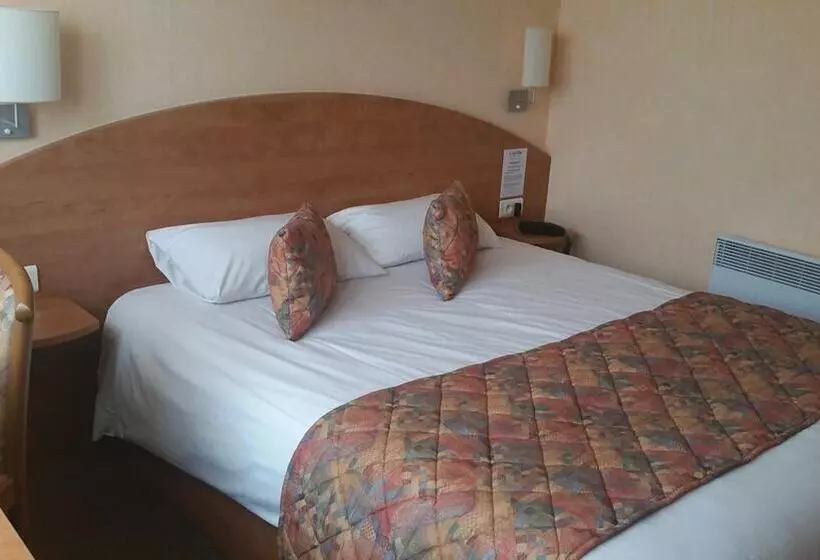 Отель The Originals City, Logis D Elbée, Cholet Nord