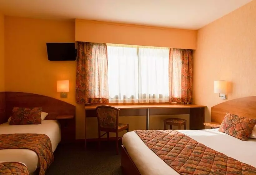 Отель The Originals City, Logis D Elbée, Cholet Nord