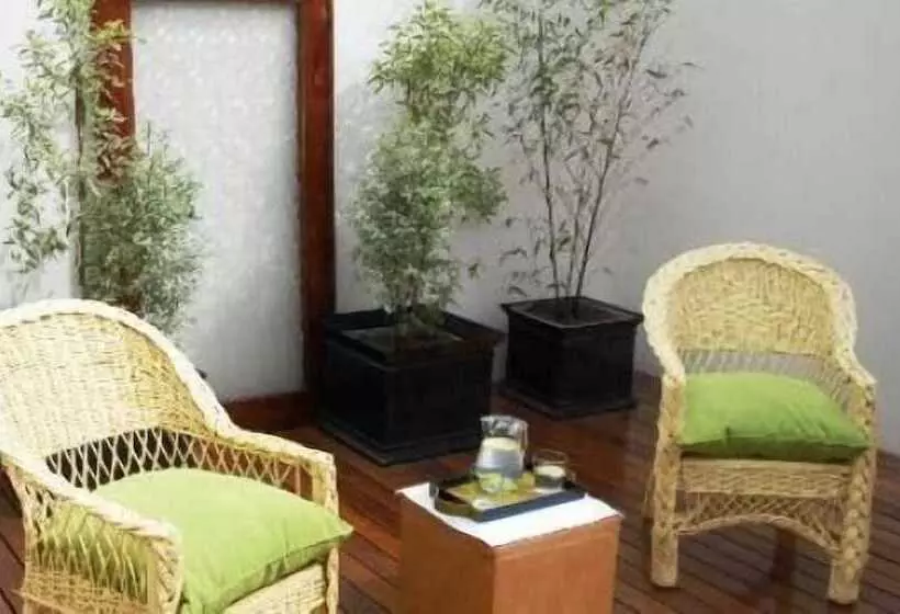 هتل Tiana Buenos Aires