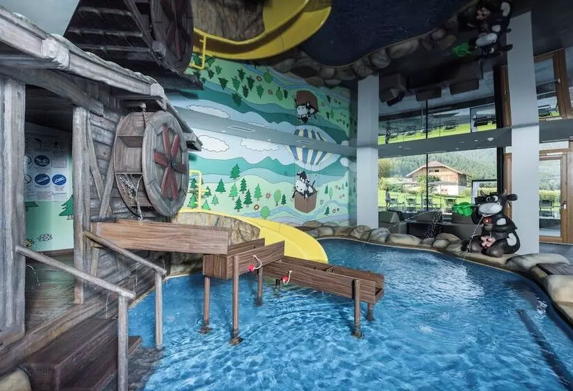 Отель Winkler Sport & Spa Resort