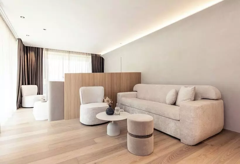 Отель Winkler Sport & Spa Resort