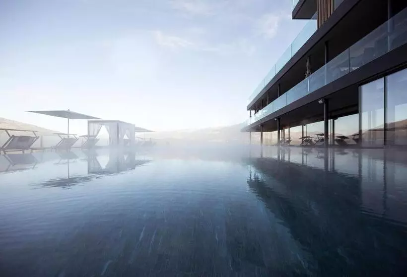 Отель Winkler Sport & Spa Resort